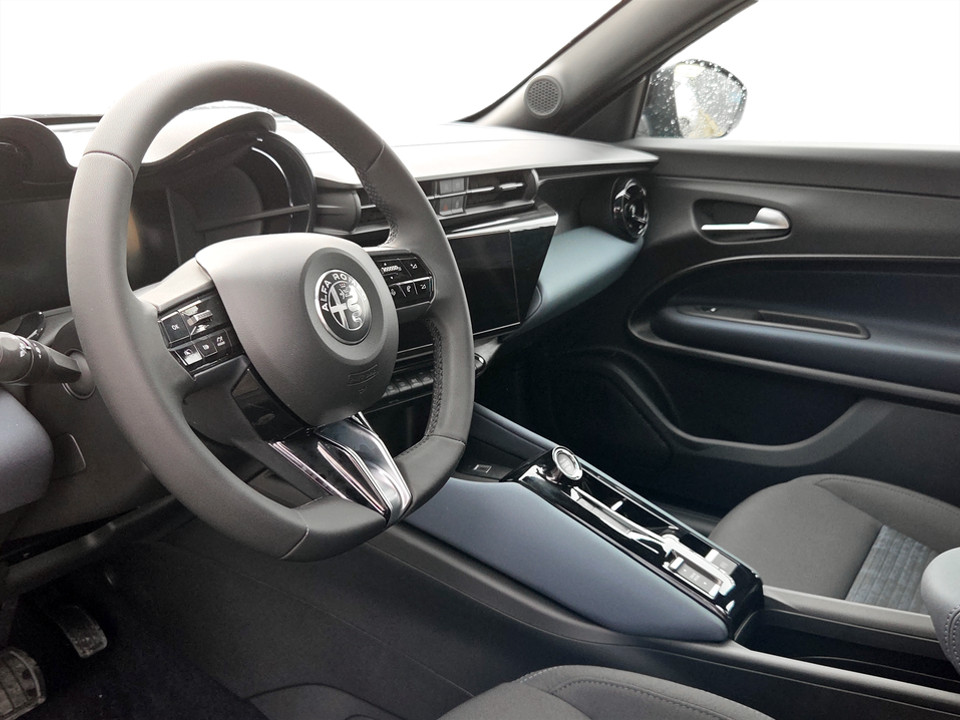 ALFA ROMEO Junior Ibrida My26 Ibrida 1.2145cv Hybrid Edct6 Ibrida km0 - 5
