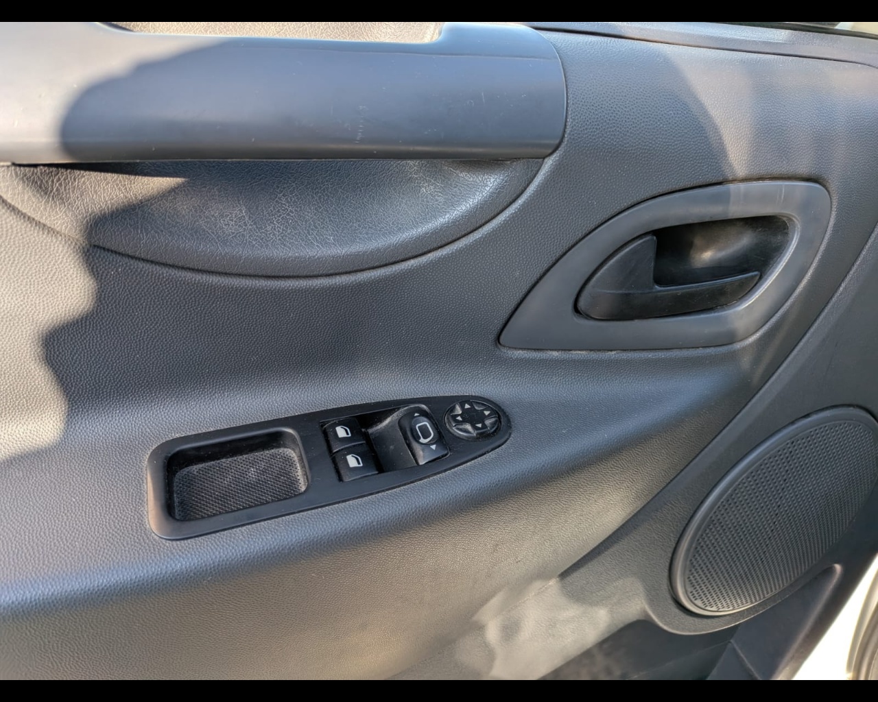 Foto FIAT Scudo 2.0 mjt CH1 10Q SX 130cv