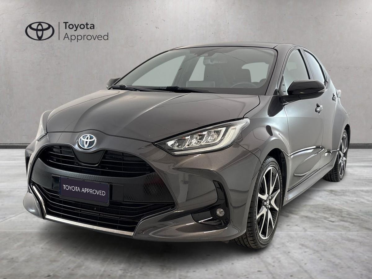 Foto veicolo TOYOTA Yaris IV 2020 Yaris IV 2020 - Yaris 1.5h Lounge Ibrido benzina