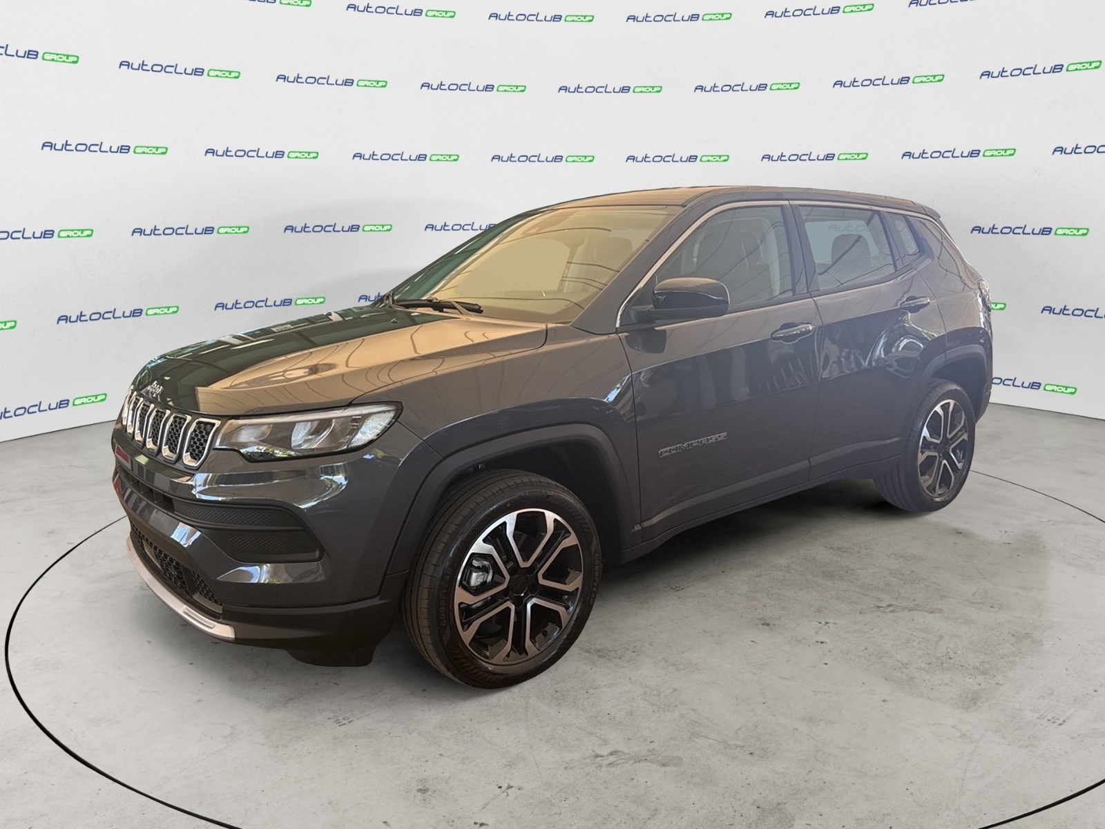 Foto JEEP Compass E-Hybrid Altitude 1.5Turbo T4 E-Hybrid 130cv Fwd Dct7