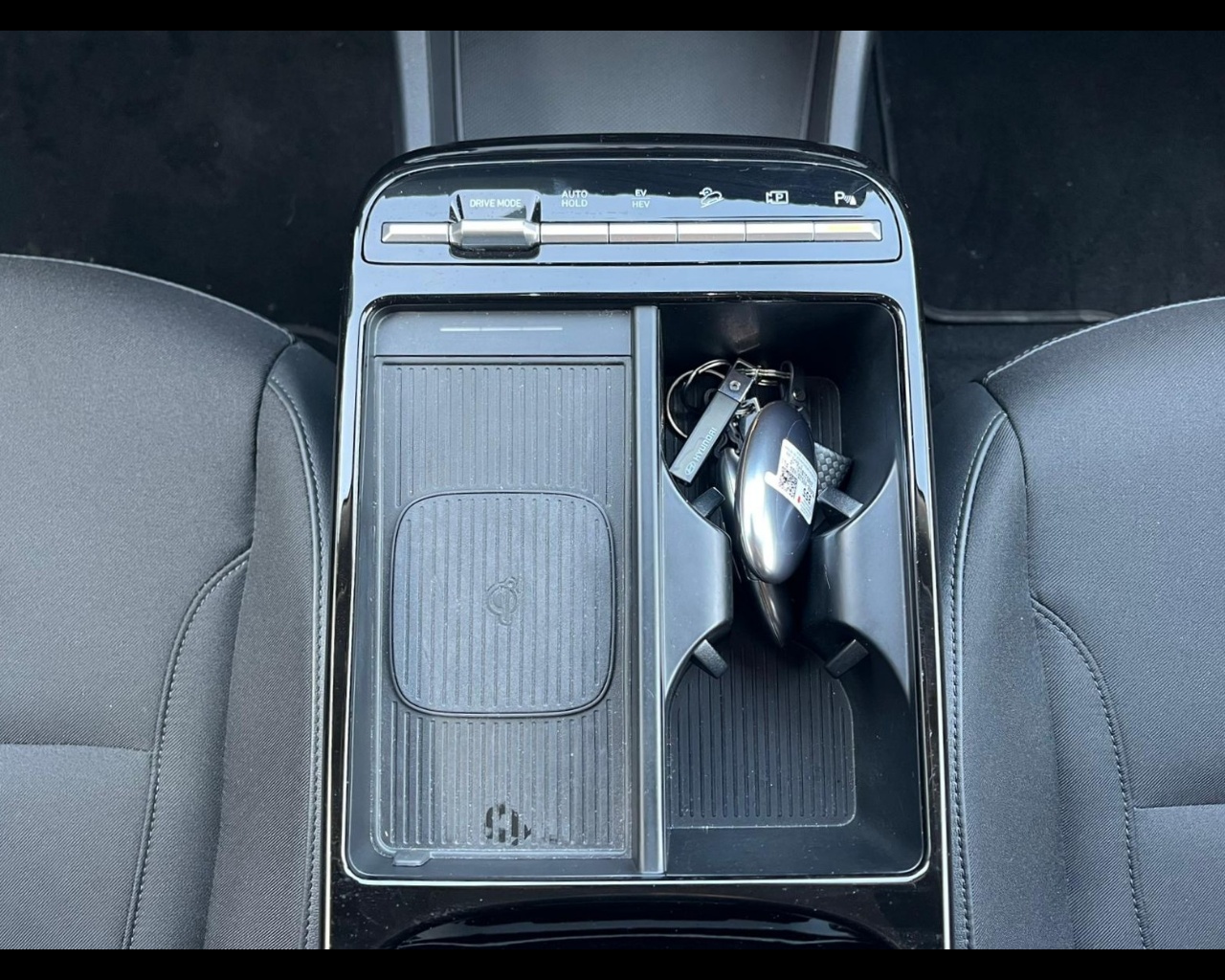 Foto HYUNDAI Tucson 1.6 phev 215cv Exellence 2wd auto