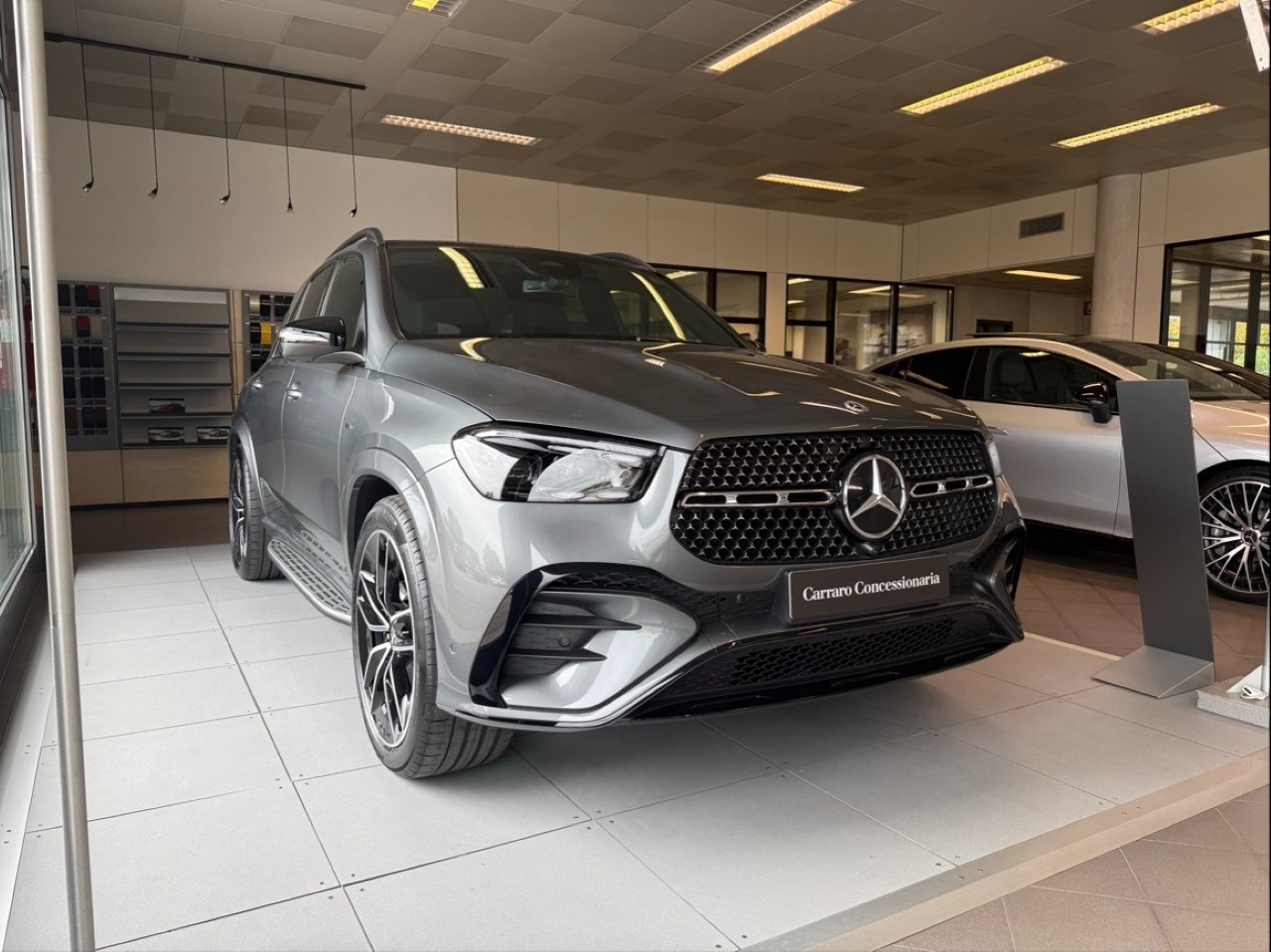 Mercedes GLE GLE 350 de Plug-In Hybrid 4Matic AMG Line PREMIUM - 1