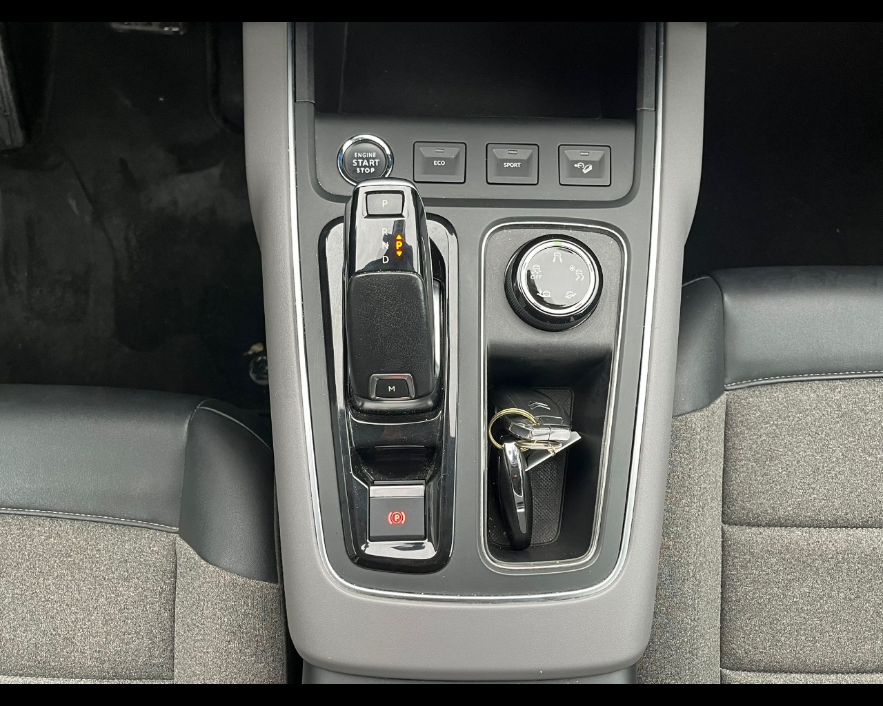 Foto CITROEN C5 Aircross 1.5 bluehdi Shine s&s 130cv eat8 