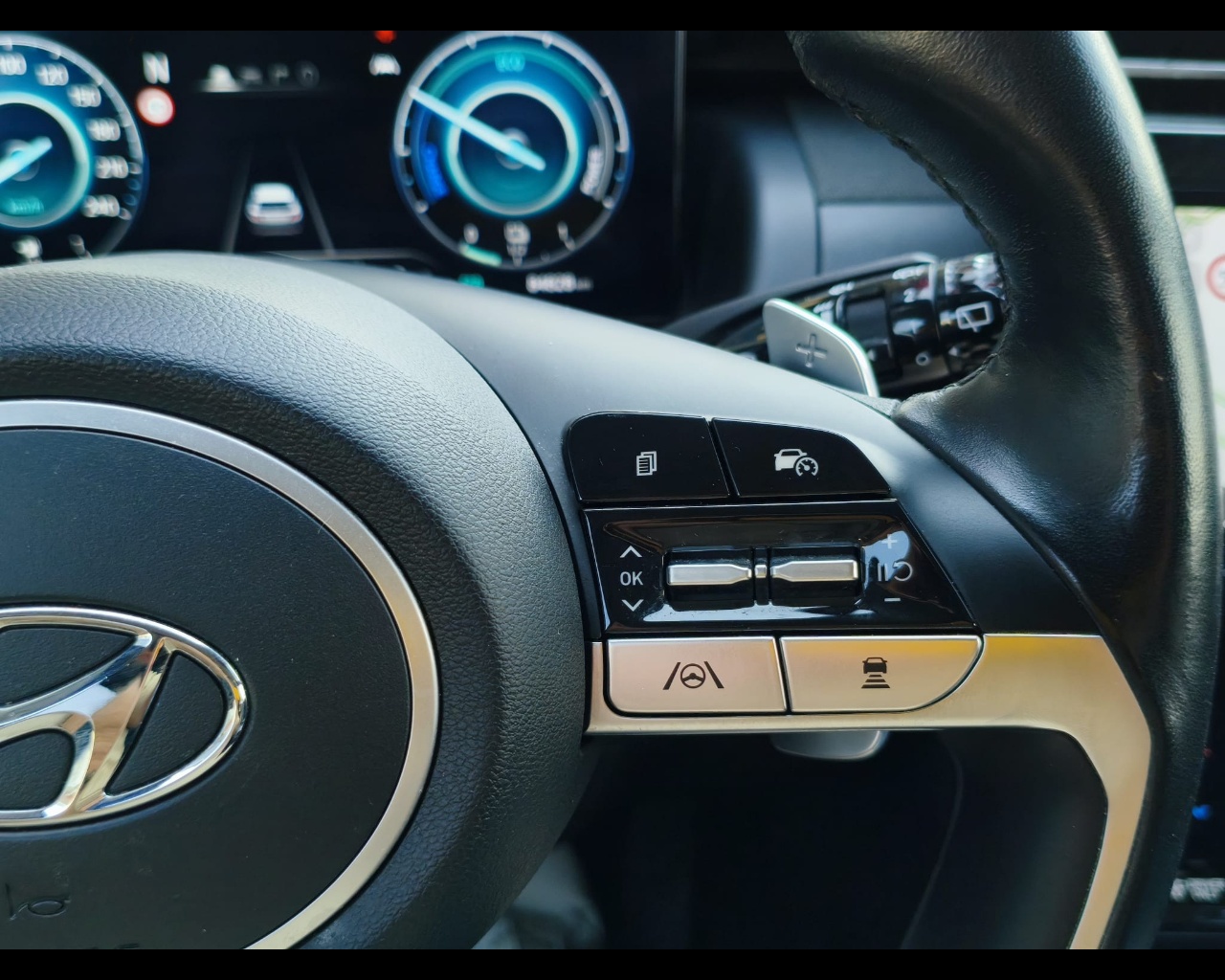 Foto HYUNDAI Tucson 1.6 hev Exellence 2wd auto