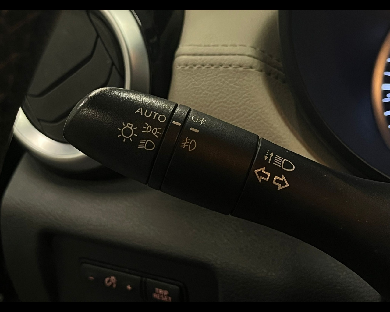 Foto NISSAN Micra 1.0 ig-t Eco N-Design Gpl