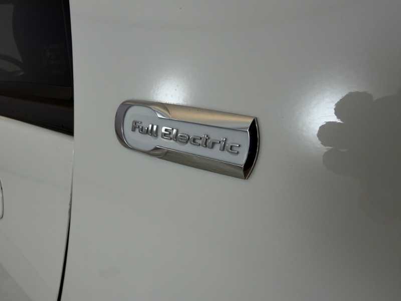 C - Zero - C-zero Full Electric Seduction