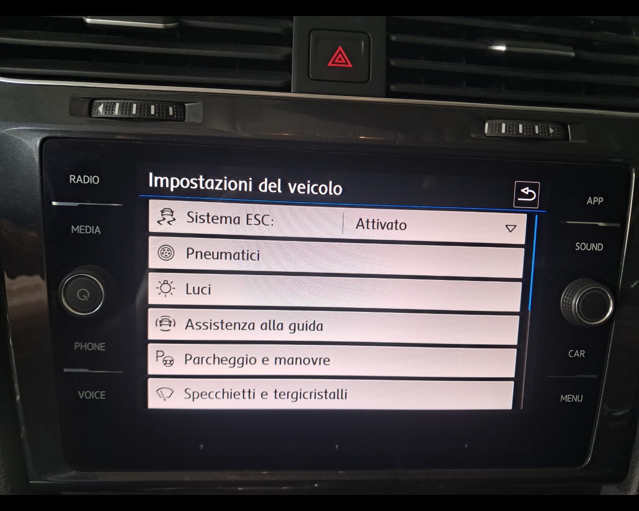 Foto VOLKSWAGEN Golf 5p 1.5 tgi Executive 130cv dsg