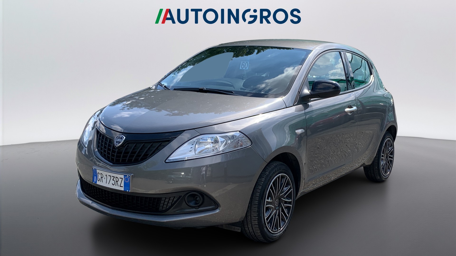LANCIA Ypsilon Ypsilon 1.0 firefly hybrid Silver s&s 70cv