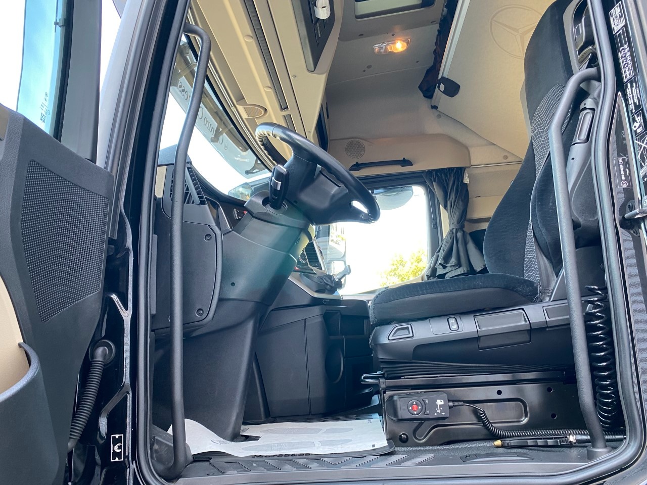 Mercedes Actros actros 1851 LS flat cab. Str.Sp. 2,5 EuroVI(E5) - 19