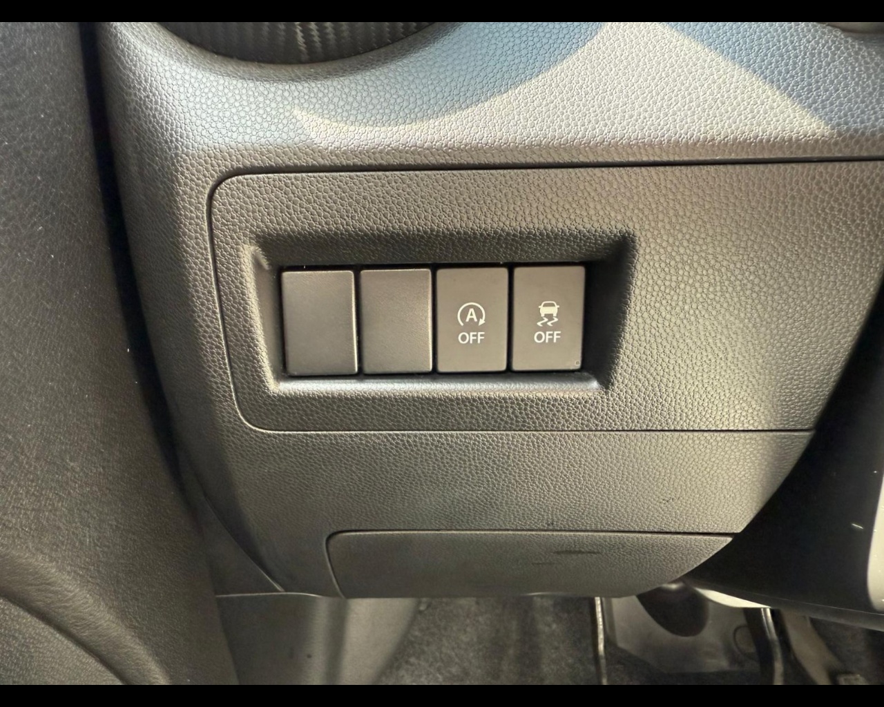Foto SUZUKI Ignis 1.2h Easy Top 4wd allgrip