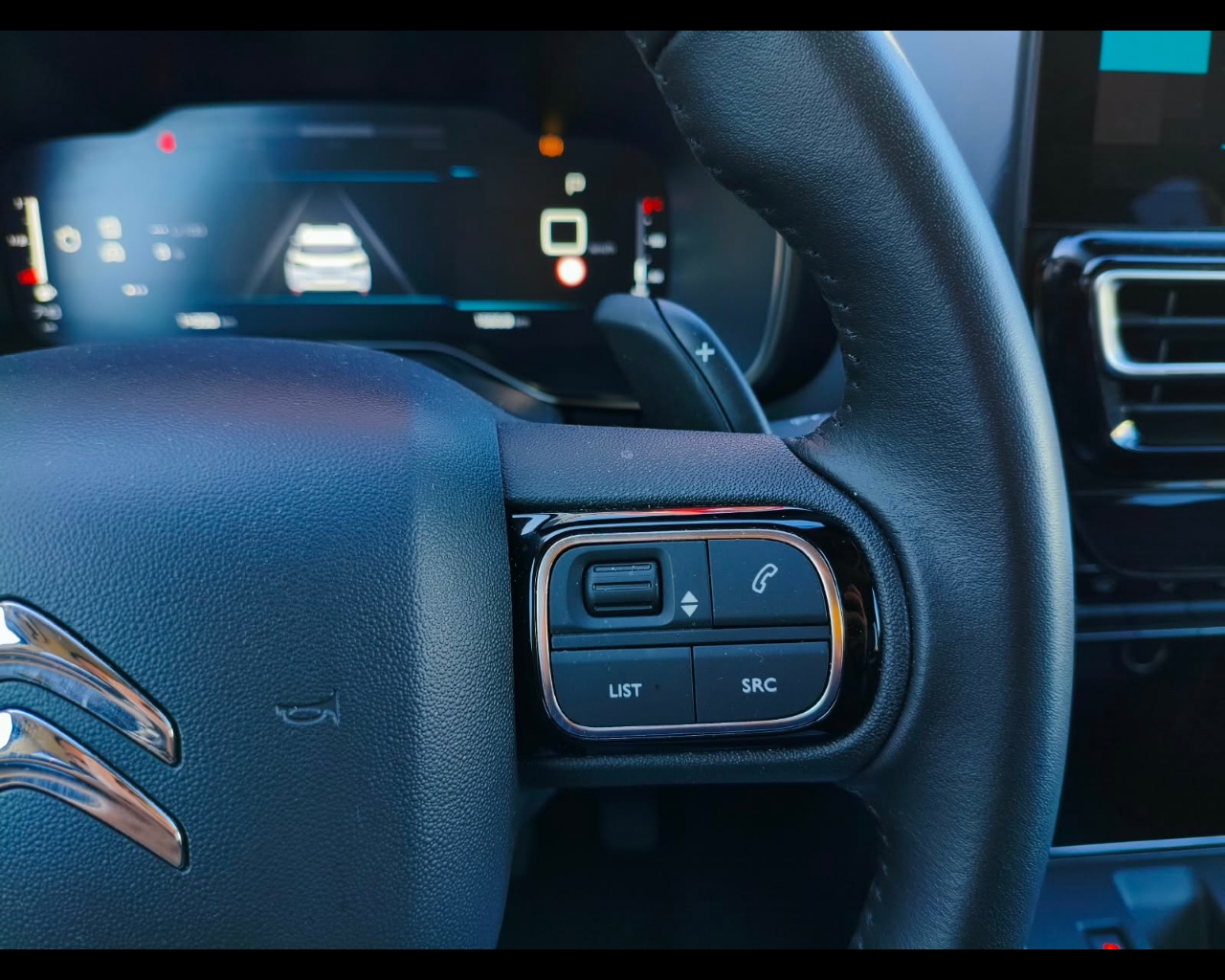 Foto CITROEN C5 Aircross 1.2 hybrid Max 145cv e-dcs6