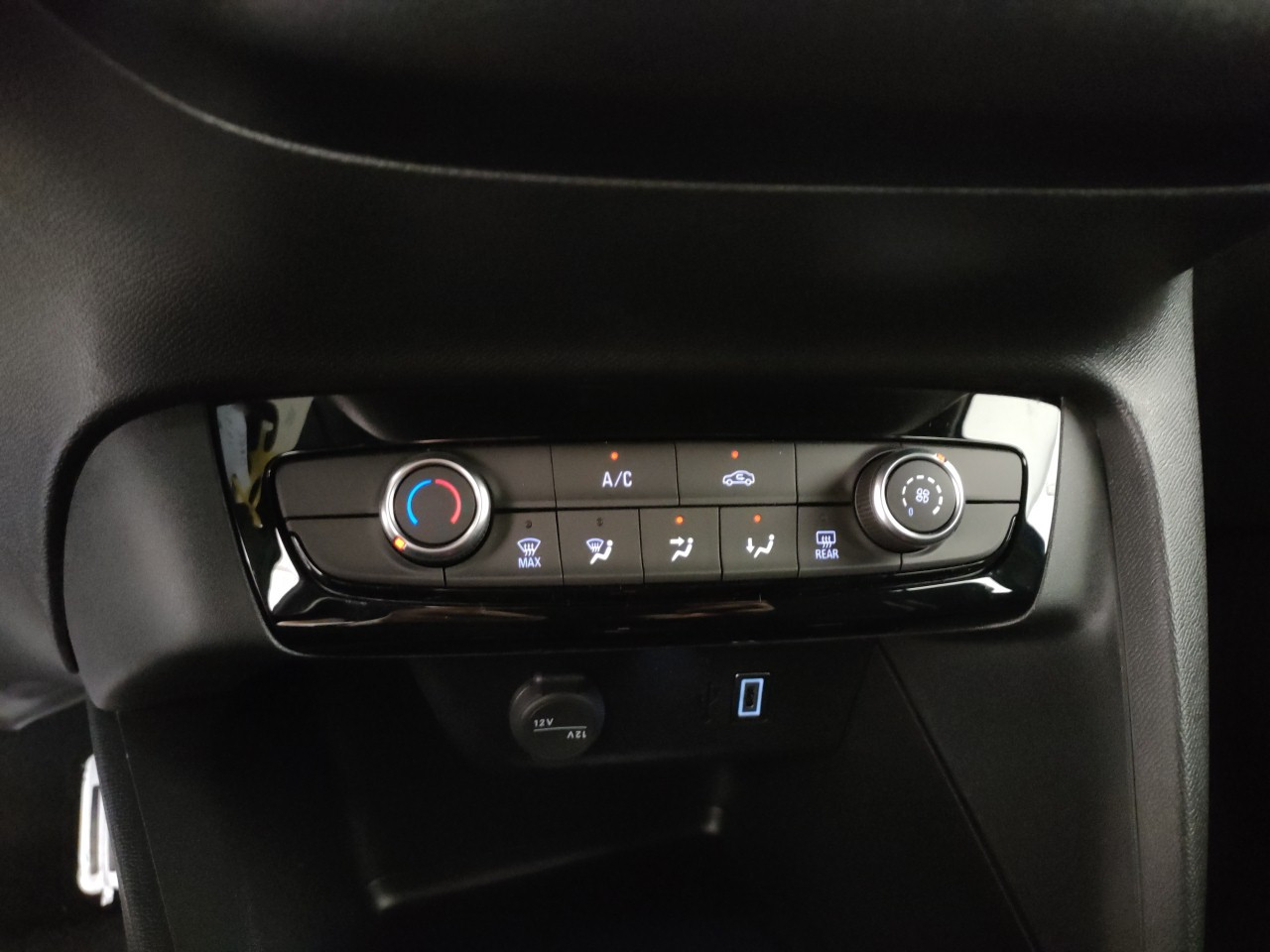 Opel Corsa Nuovo  Corsa Porto Mantovano