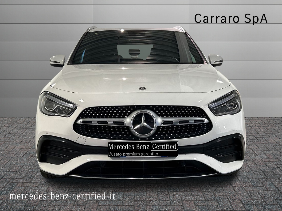 Mercedes GLA GLA 200 D Premium 4Matic 8G-DCT - 3