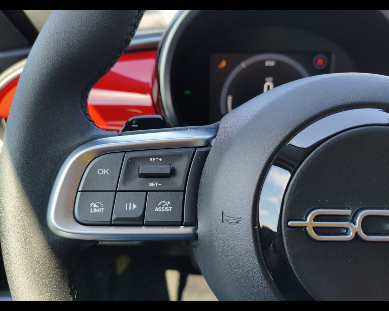 Foto FIAT 600 Hybrid 600 Serie SpecialeIcon - Configurazione Non Ordinabile