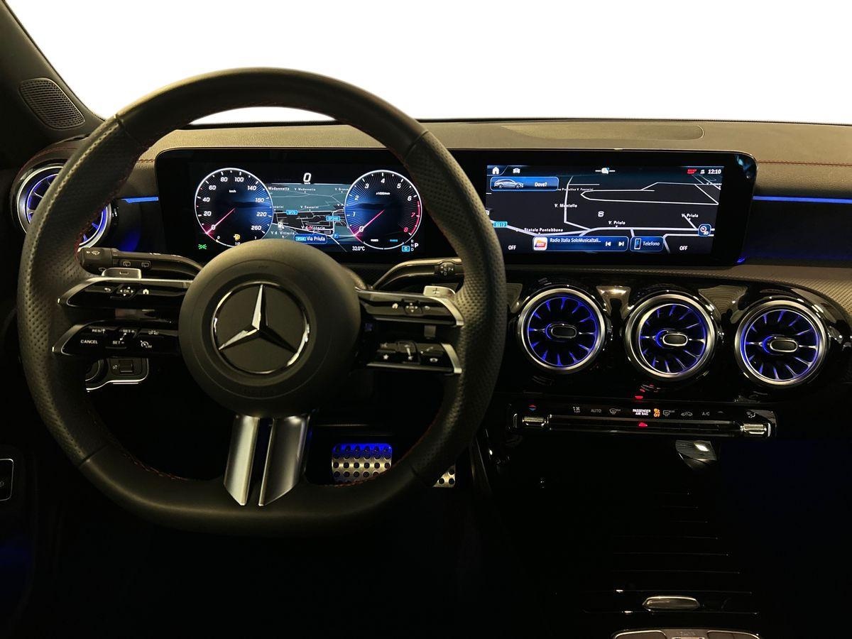 Mercedes  CLA Shooting Brake 180 Edition AMG Line 7G-DCT - 11