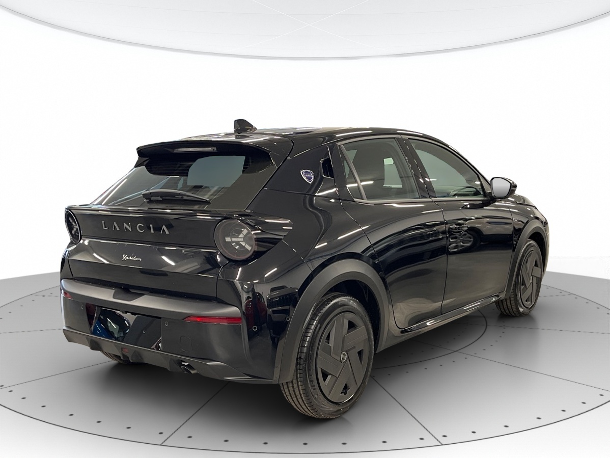 Lancia Ypsilon 2024 Nuovo Ibrido benzina Ypsilon 2024 Verona