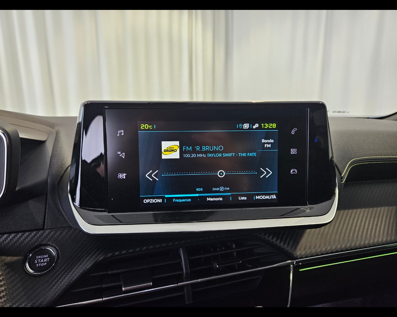 PEUGEOT 2008 e-2008 GT 100kW Elettrico Aziendale - 8