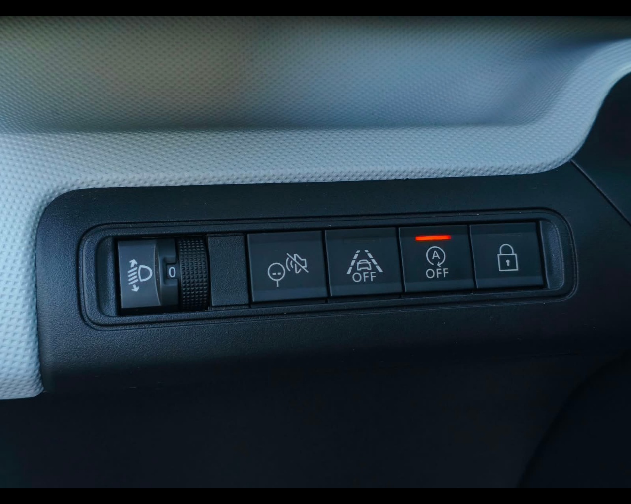 Foto CITROEN C3 1.2 puretech turbo You 100cv s&s