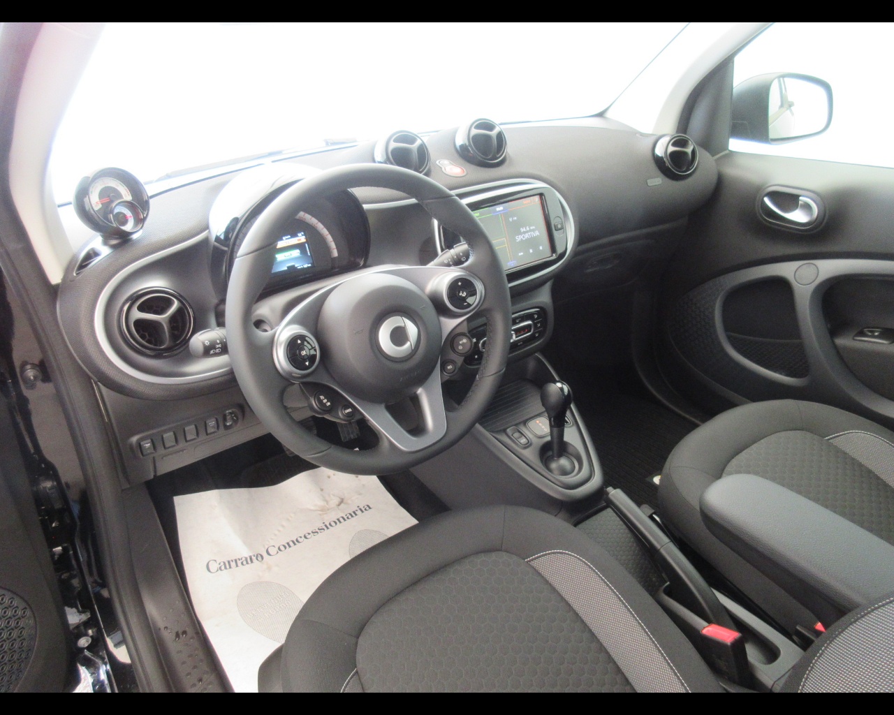 smart fortwo fortwo 22kW EQ Passion - 4