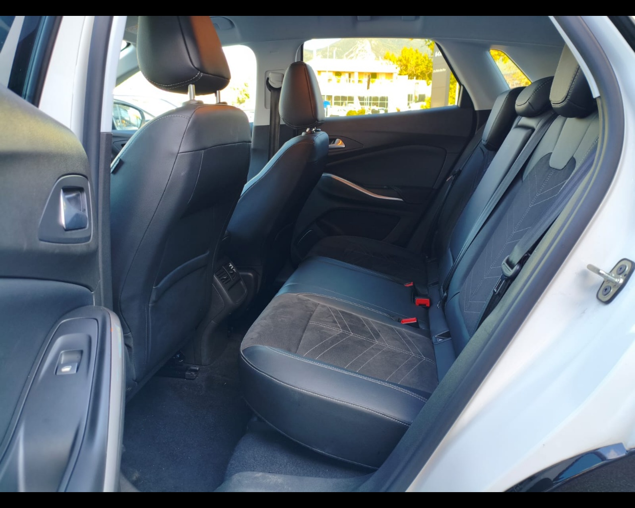 Foto OPEL Grandland 1.5 ecotec GS s&s 130cv at8