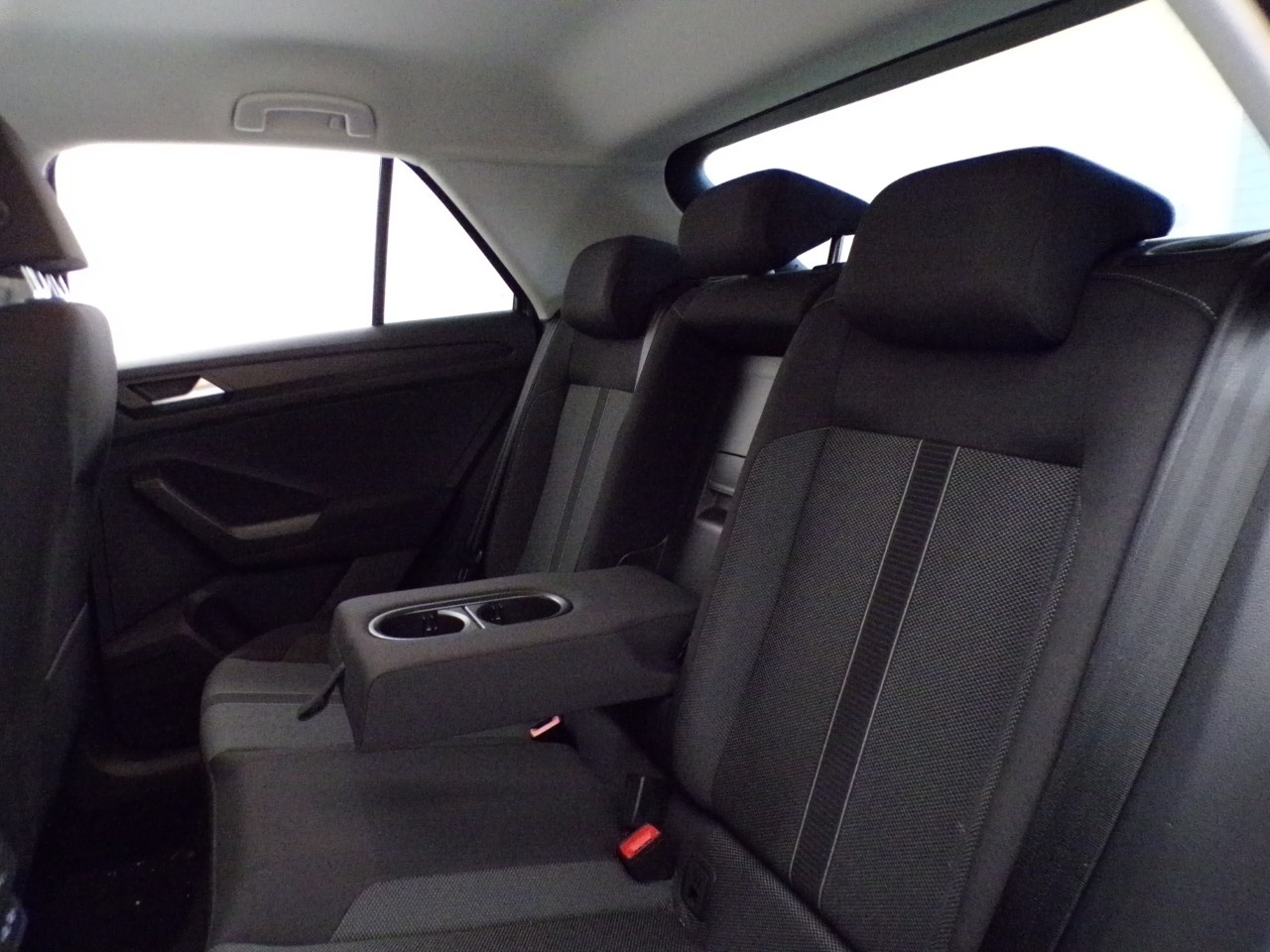 Volkswagen  T-Roc 1.0 tsi Style 110cv - 13