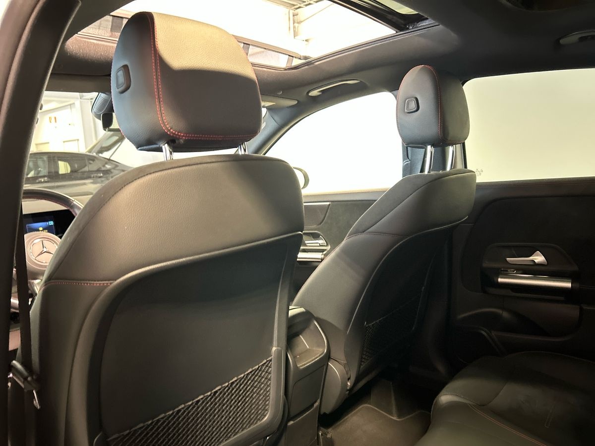 Mercedes  GLA 180 D AMG Line Advanced Plus 8G-DCT - 18