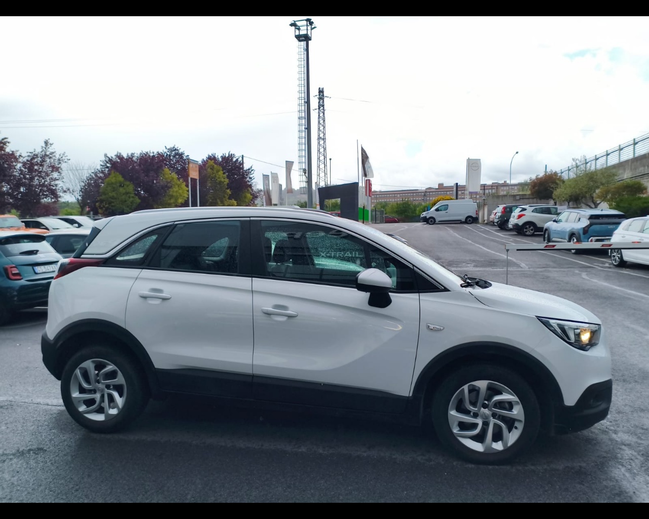 Foto OPEL Crossland X 1.5 ecotec Innovation s&s 120cv auto