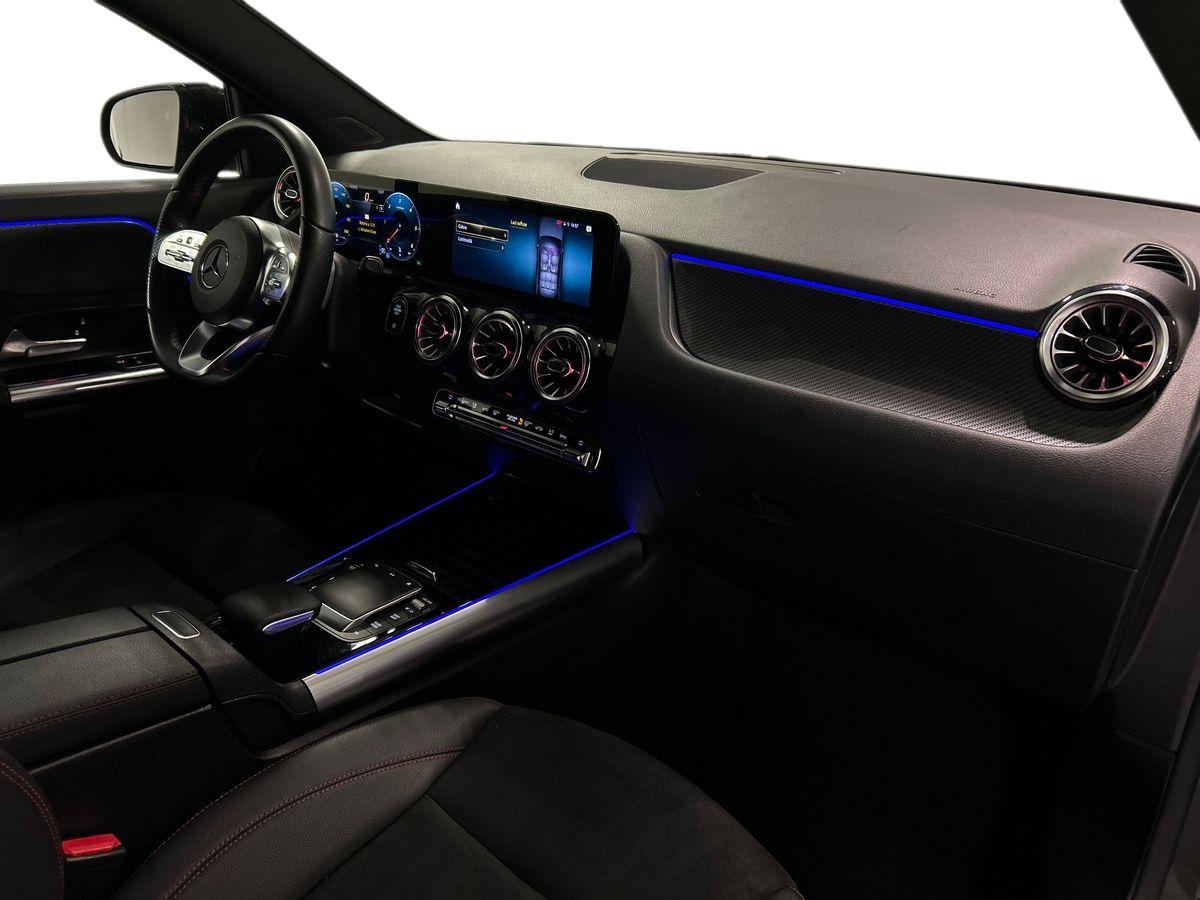 Mercedes GLA GLA 180 D Premium 8G-DCT - 15