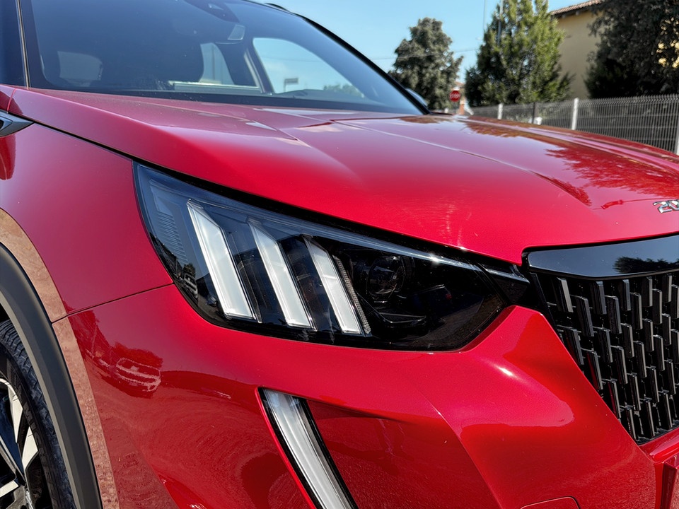 PEUGEOT 2008 1.5 bluehdi GT s&s 110cv Diesel usato - 19