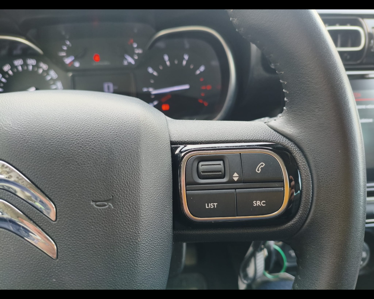 Foto CITROEN C3 Aircross 1.2 puretech Plus s&s 110cv