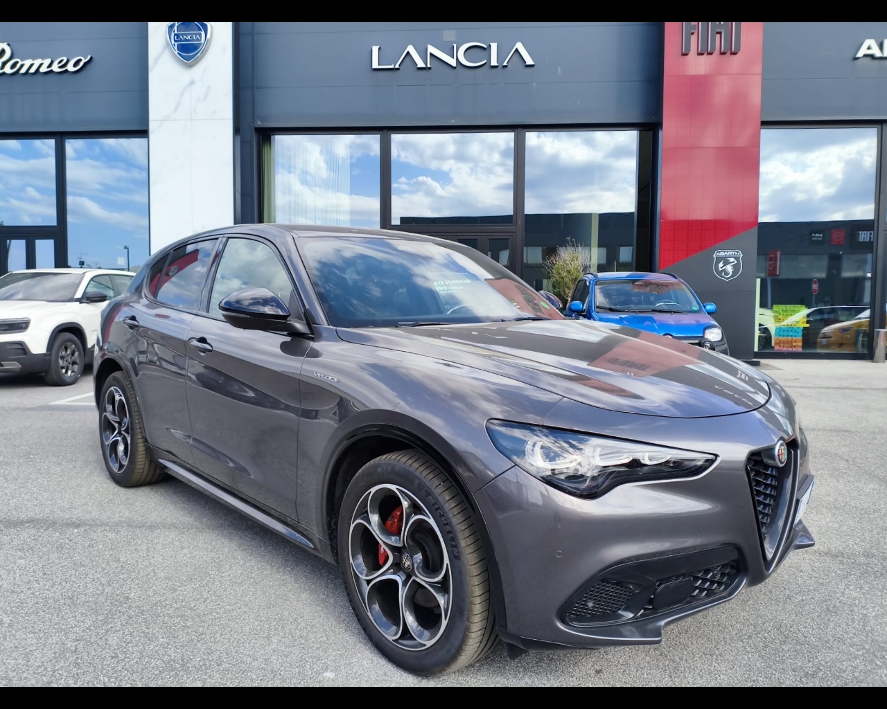 Foto ALFA ROMEO Stelvio 2.2 t Veloce Q4 210cv auto