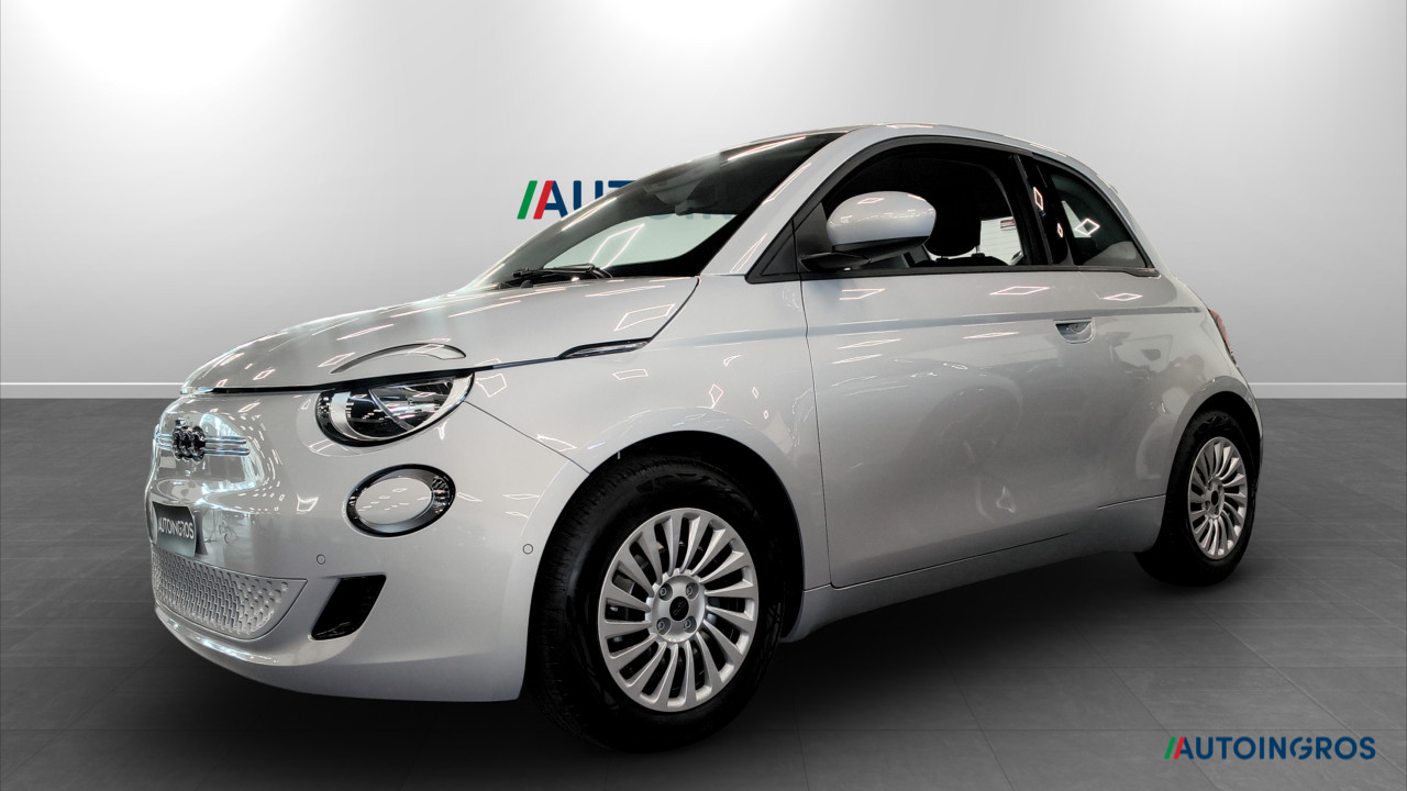 FIAT 500 320 Berlina + Pack Tech (Configurazione Non Ordinabil