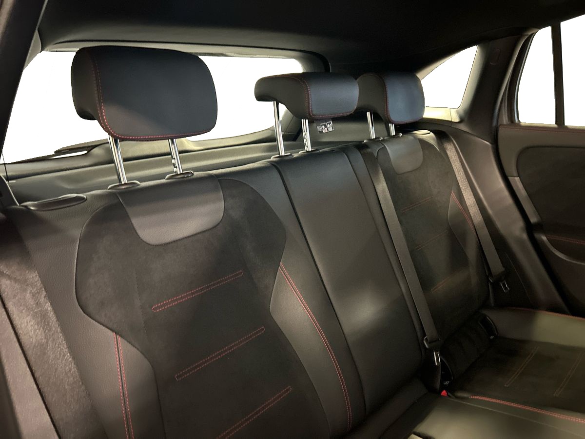 Mercedes GLA GLA 200 D AMG Line Premium 4Matic 8G-DCT - 16