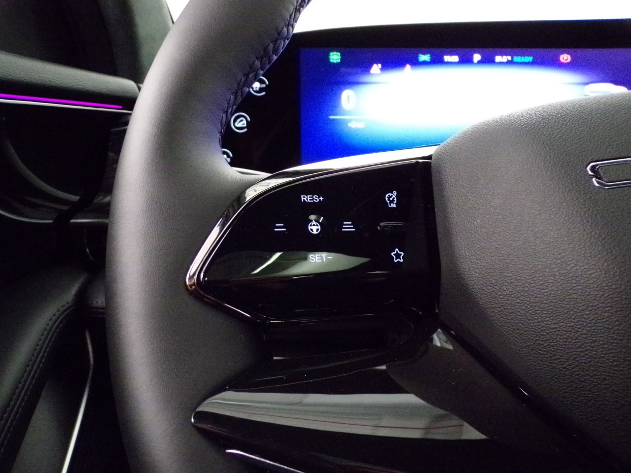 Omoda  Omoda 9 1.5 TGDi plug-in SHS Premium i-AWD DHT3 - 20