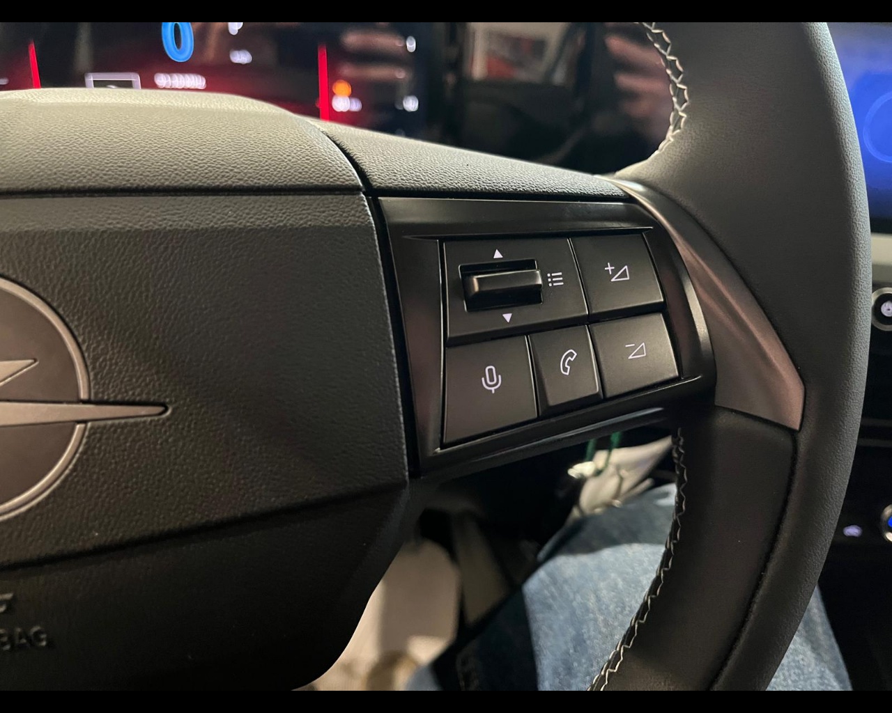 Foto OPEL Mokka 1.2 hybrid GS 136cv dct6