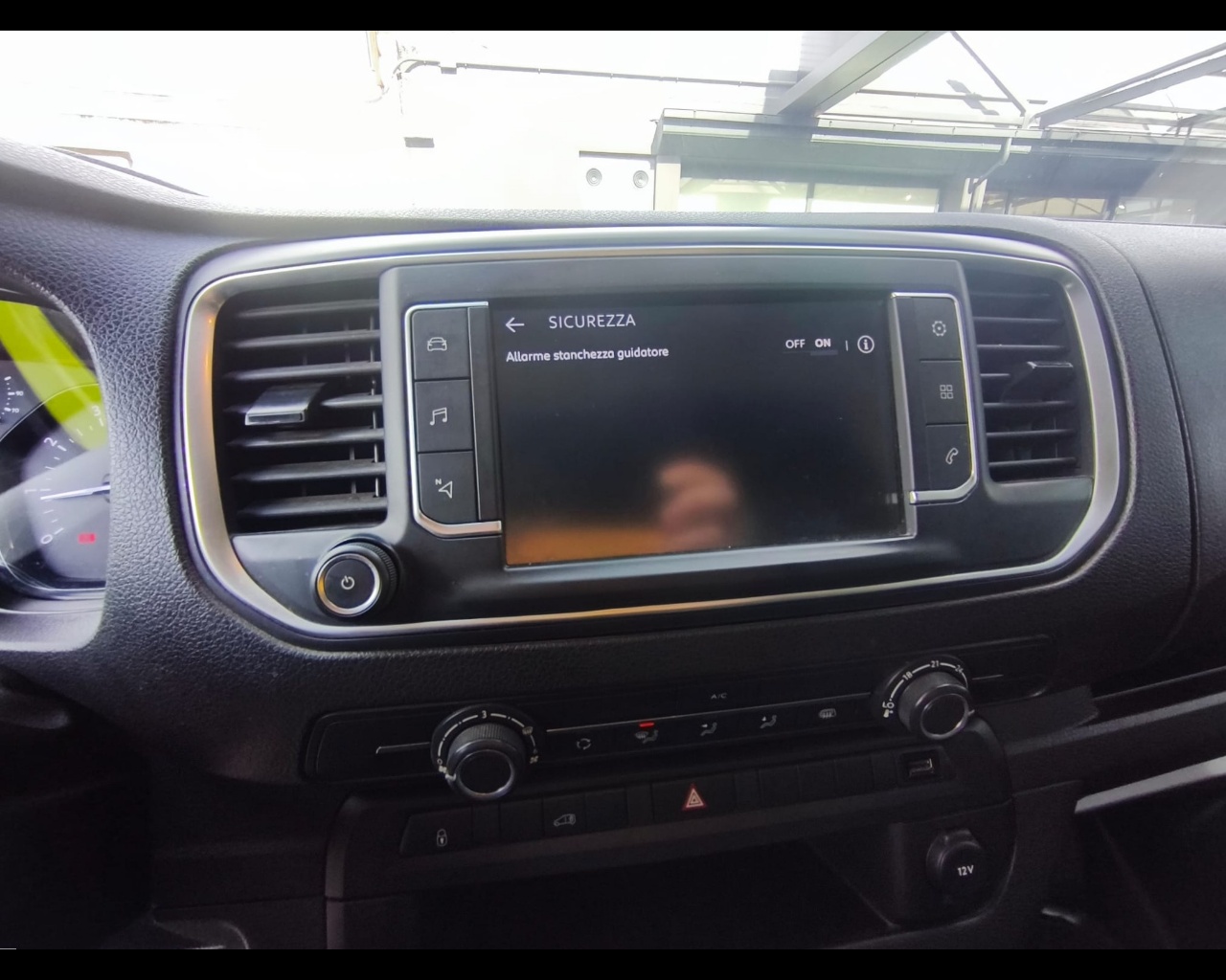 Foto FIAT Scudo Ice 1.5 bluehdi 120cv L2H1 (Business)