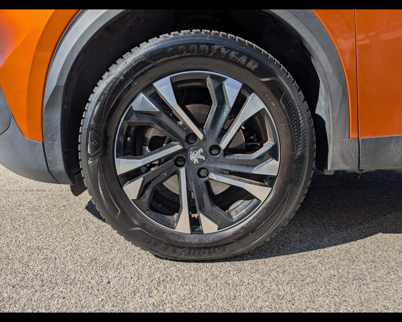 Foto PEUGEOT 2008 1.5 bluehdi GT s&s 130cv eat8