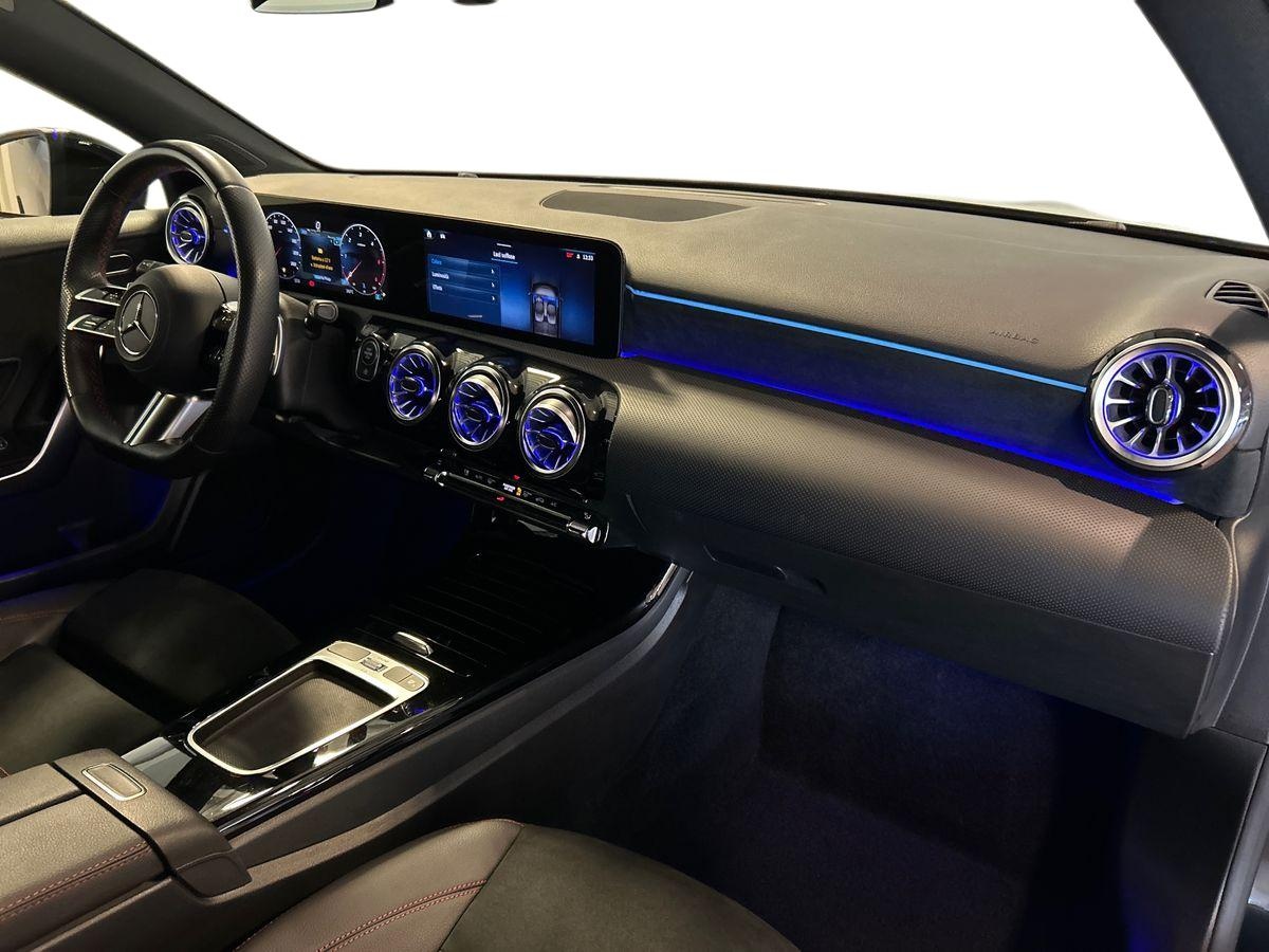 Mercedes Classe A Classe A 180 D Advanced Plus AMG Line 8G-DCT - 15