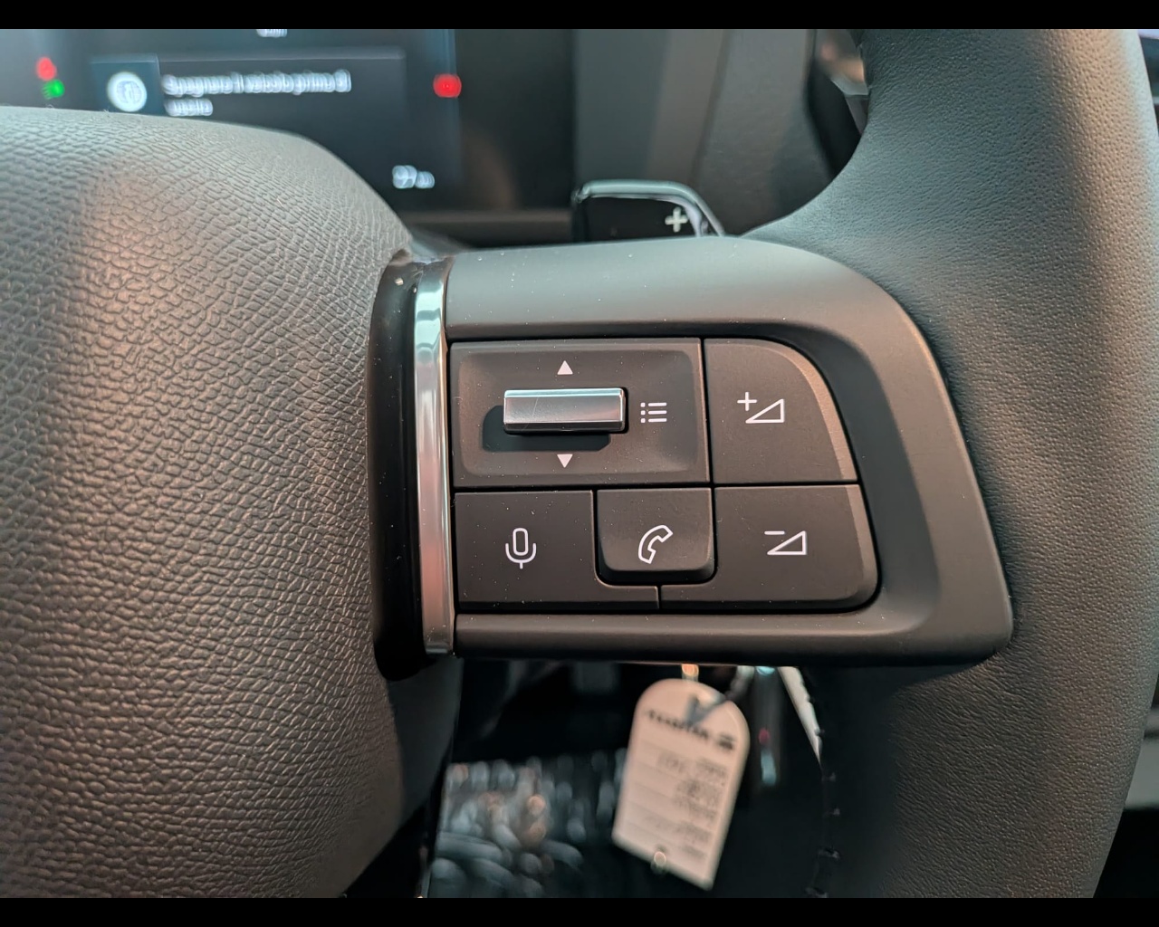 Foto CITROEN C4 1.2 puretech Plus s&s 130cv eat8