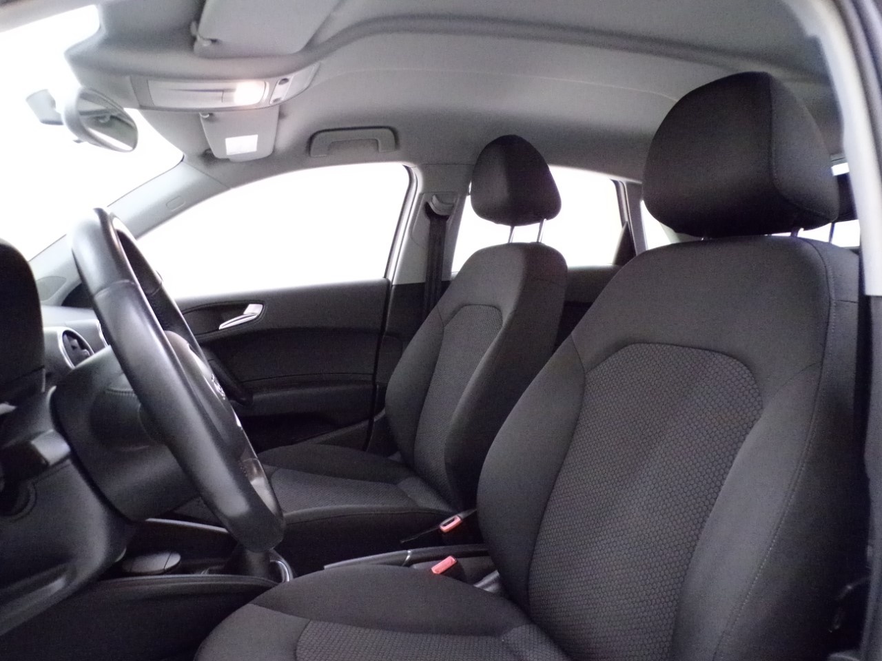 Audi A1 A1 Sportback 1.4 TDI Admired - 12