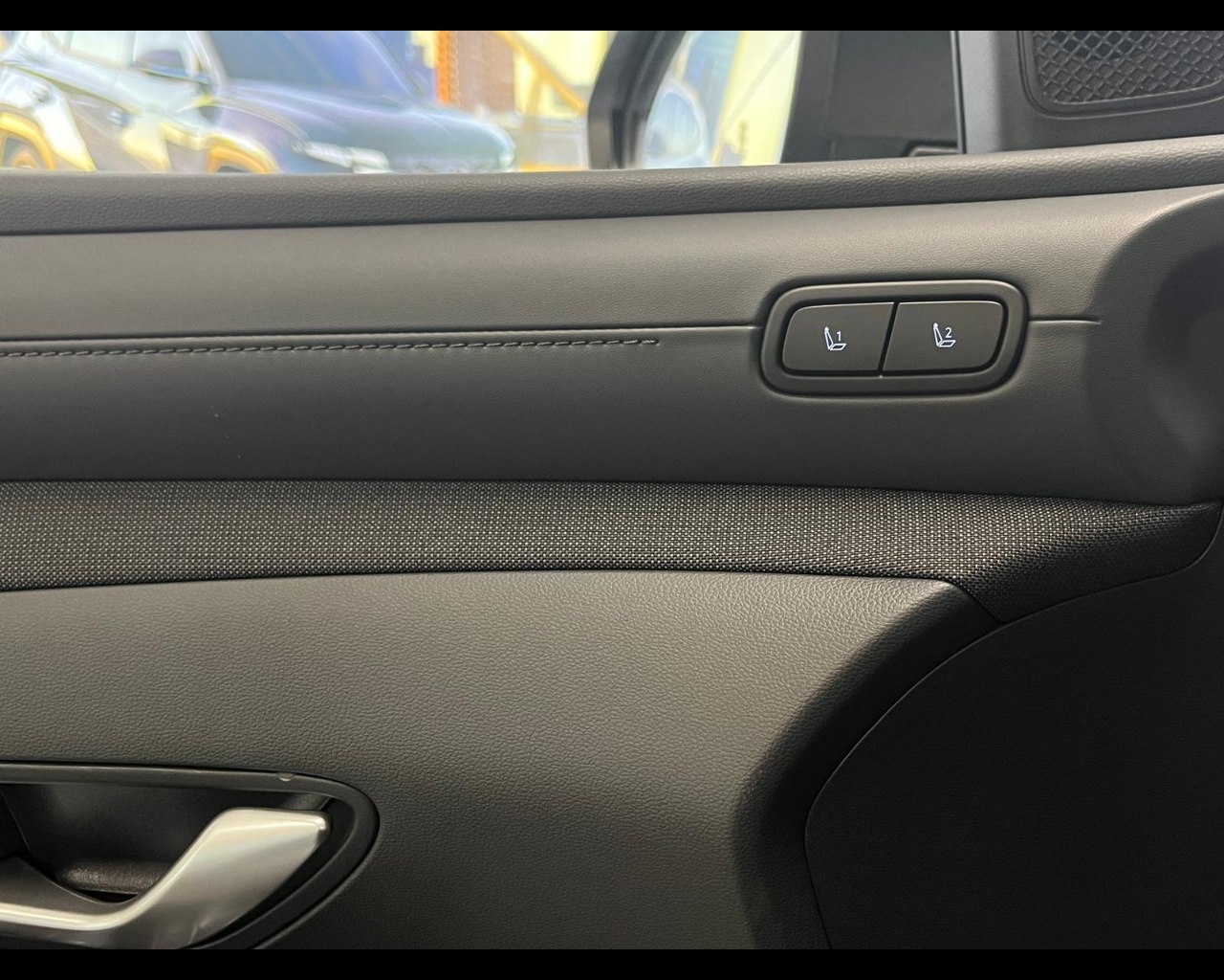 Foto HYUNDAI TUCSON PE 1.6HEV AT 2WD EXELLENCE+LP+PP