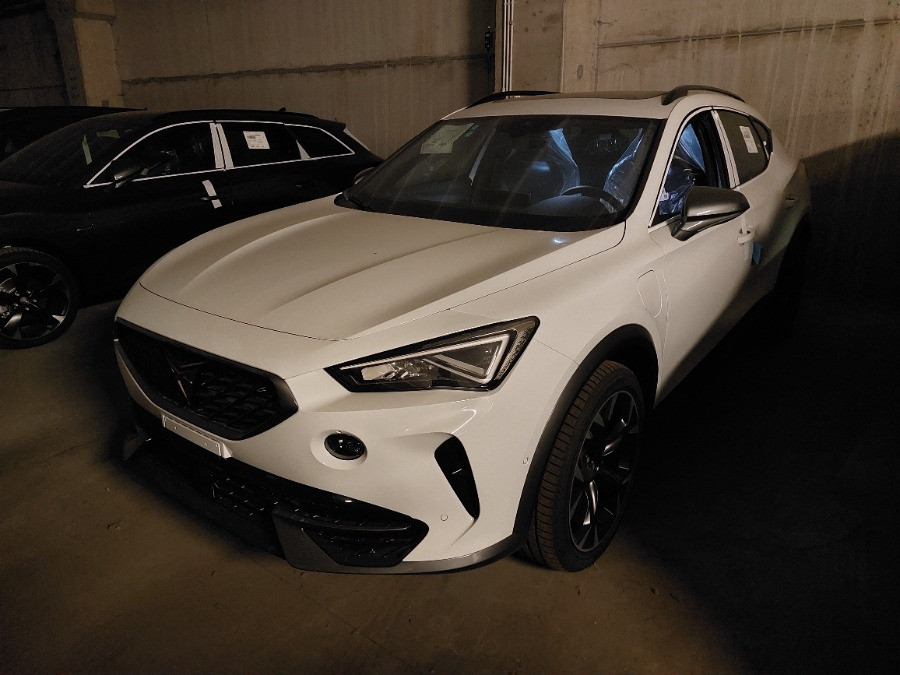 CUPRA Formentor HYBRID 180 kW (245 CV) Ibrido plug-in DSG 6 marce 2WD