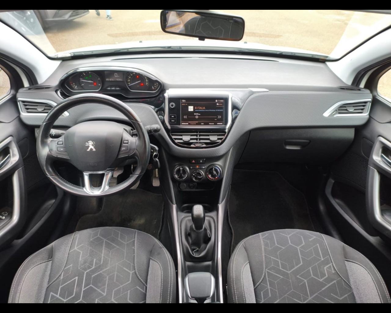 Foto PEUGEOT 2008 1.6 bluehdi Active 100cv 