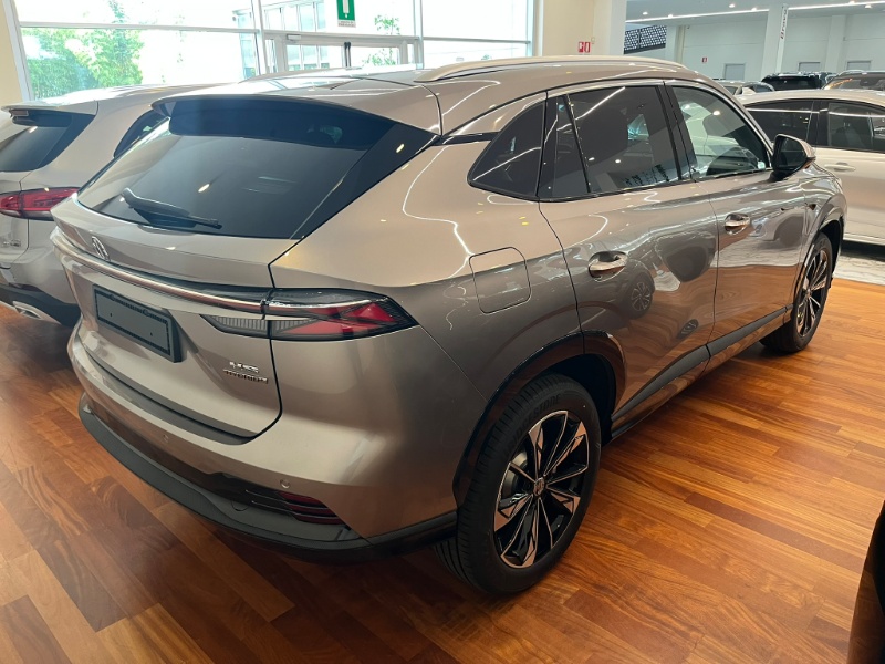 MG – HS 1.5 Hybrid+ Luxury