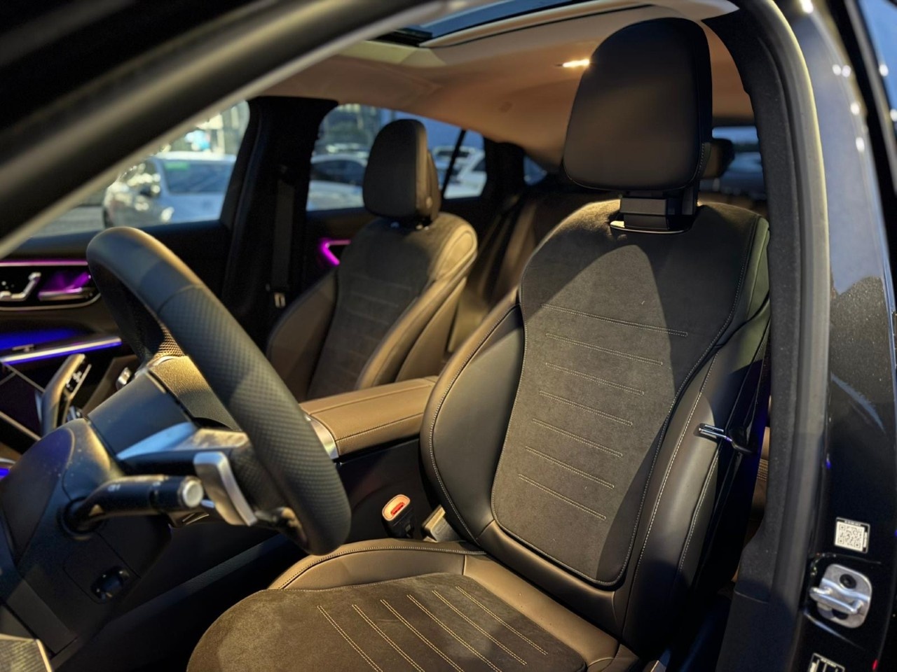 Mercedes GLC Coupé GLC 300 de 4Matic Plug-in hybrid Coupe AMG Line PREMIUM TECH - 10