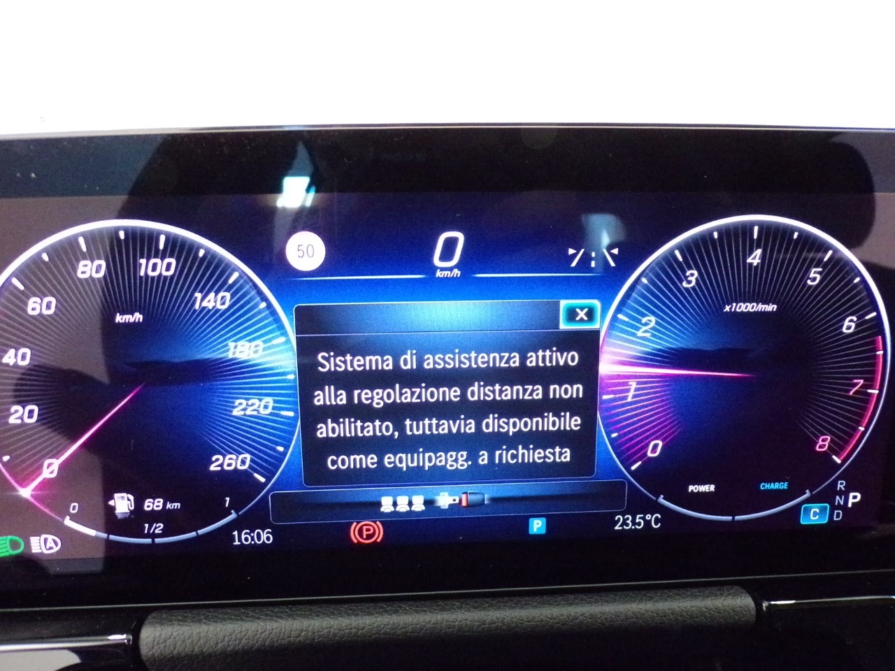 Mercedes  GLA 180 Progressive Advanced 7G-DCT - 18