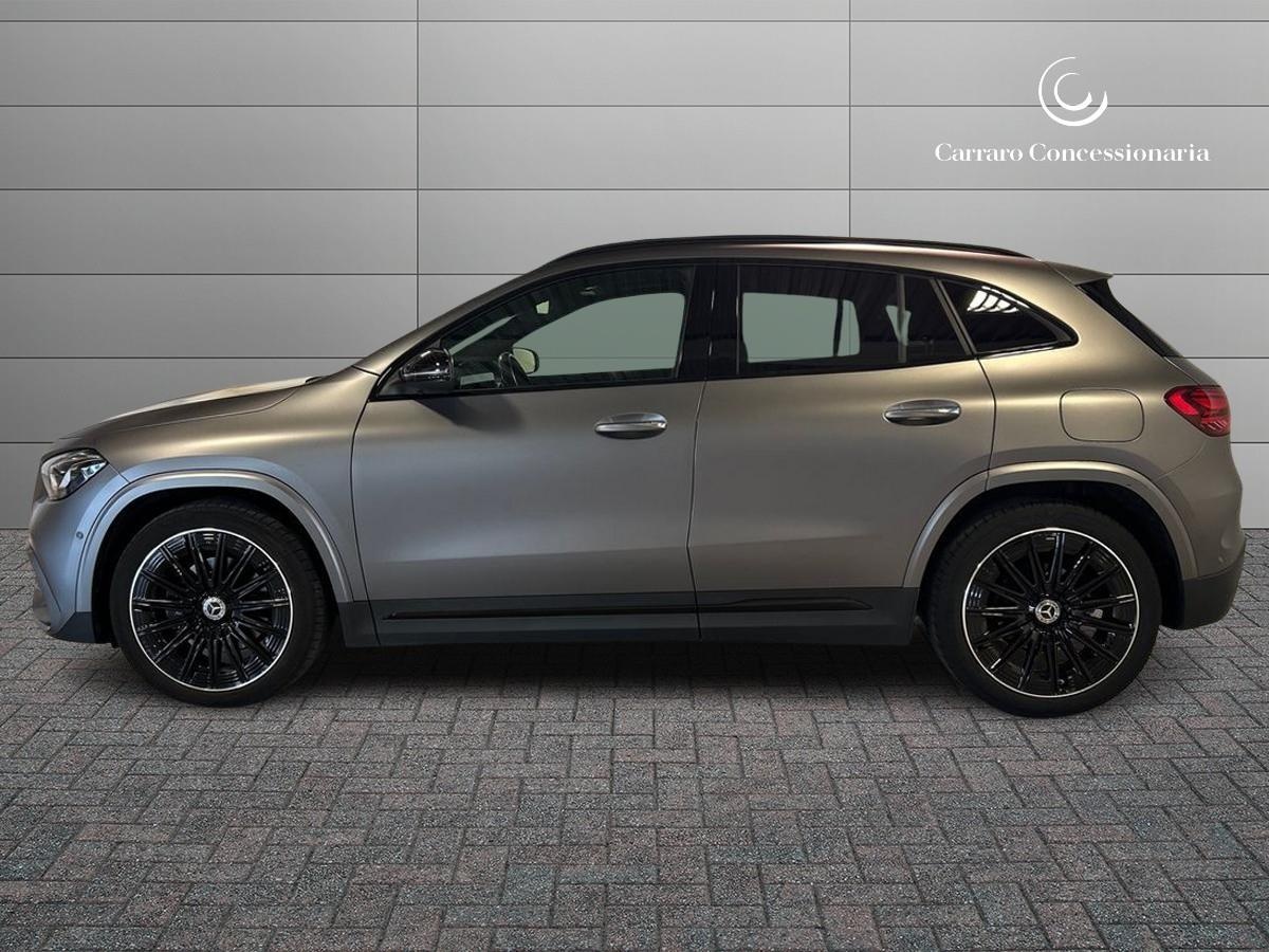 Mercedes  GLA 200 D AMG Line Advanced Plus 4Matic 8G-DCT - 6