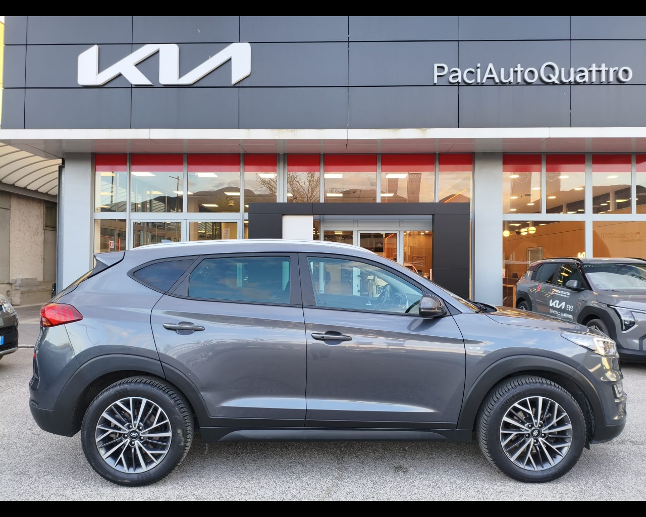 Foto HYUNDAI Tucson 1.6 crdi 48V Xprime 2wd 115cv 