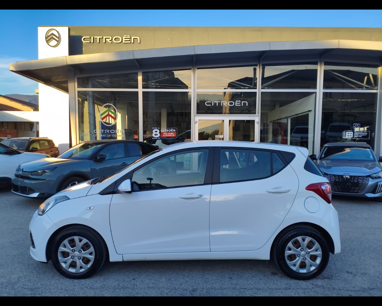 Foto HYUNDAI i10 1.0 Login econext Gpl E6