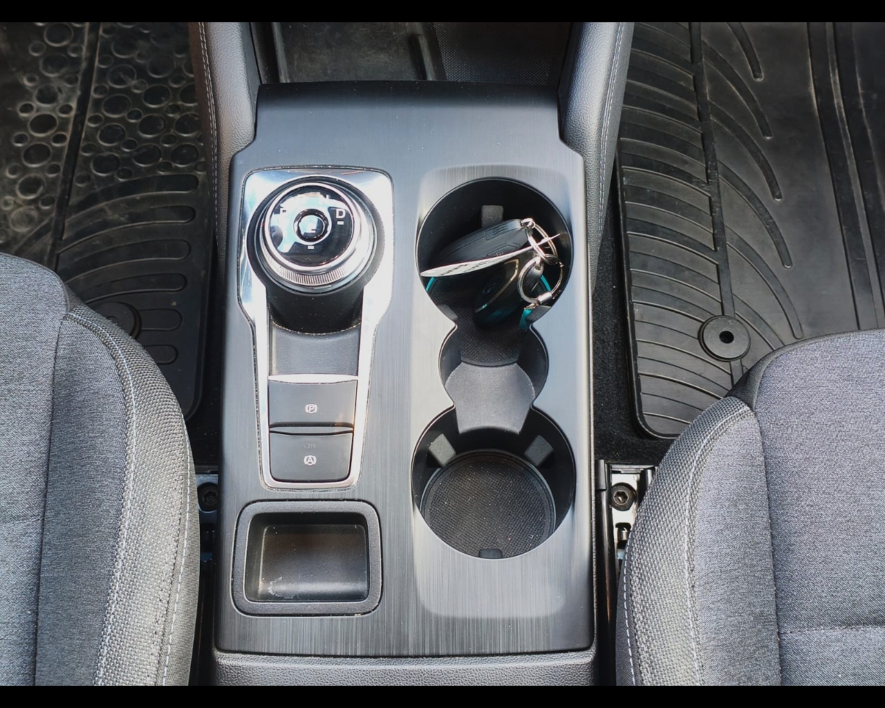Foto FORD Focus Active 1.5 ecoblue X 120cv auto